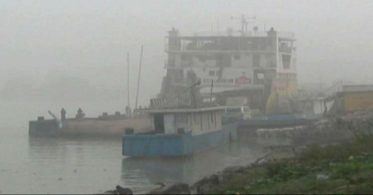 পাটুরিয়া-দৌলতদিয়ায় ফেরি চলাচল বন্ধ