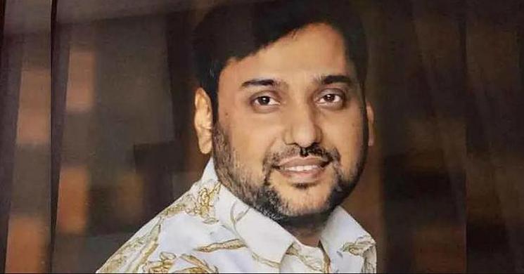 শুনানির আগেই দেশ ছাড়লেন সম্রাট